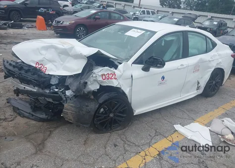 2025 Toyota Camry Se z USA, uszkodzony, nr VIN 4T1DAACK3SU557672